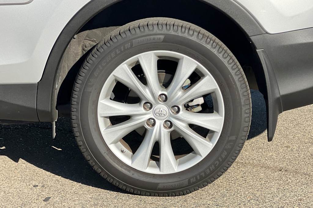 Thumbnail: 2013 Toyota RAV4 - 26