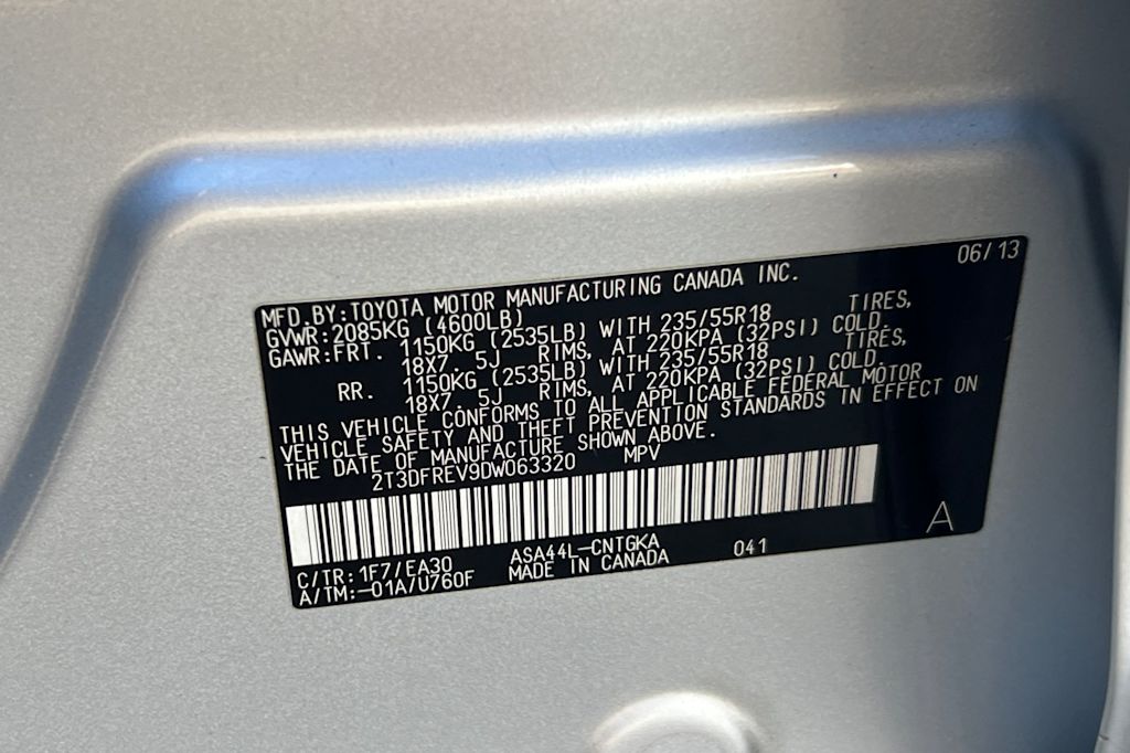 Thumbnail: 2013 Toyota RAV4 - 9