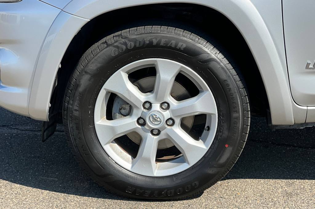 Thumbnail: 2012 Toyota RAV4 - 7
