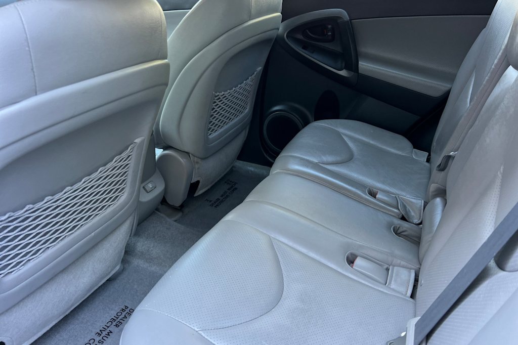 Thumbnail: 2012 Toyota RAV4 - 9