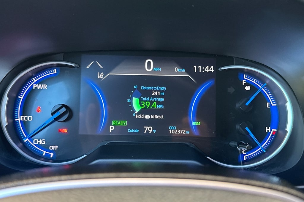 Thumbnail: 2021 Toyota RAV4 - 15