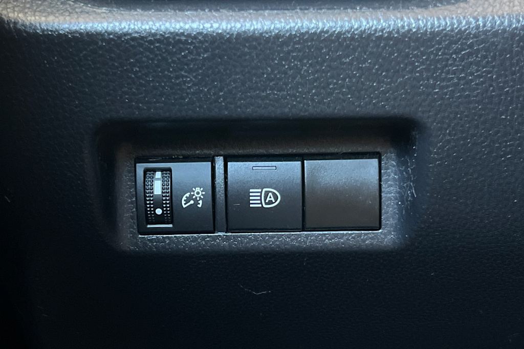 Thumbnail: 2024 Toyota RAV4 - 31