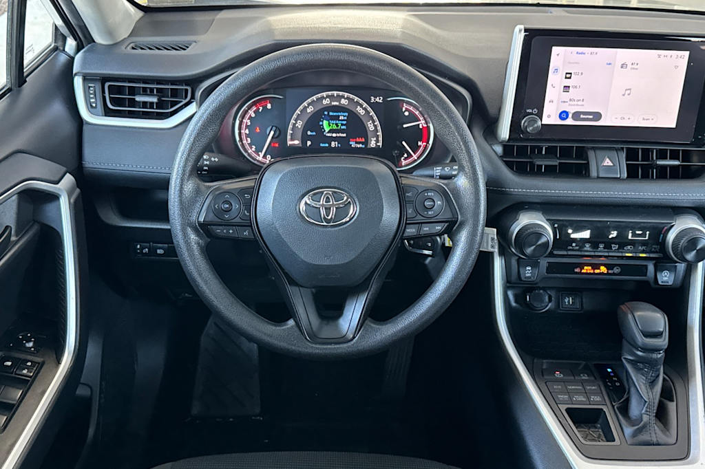 Thumbnail: 2024 Toyota RAV4 - 9