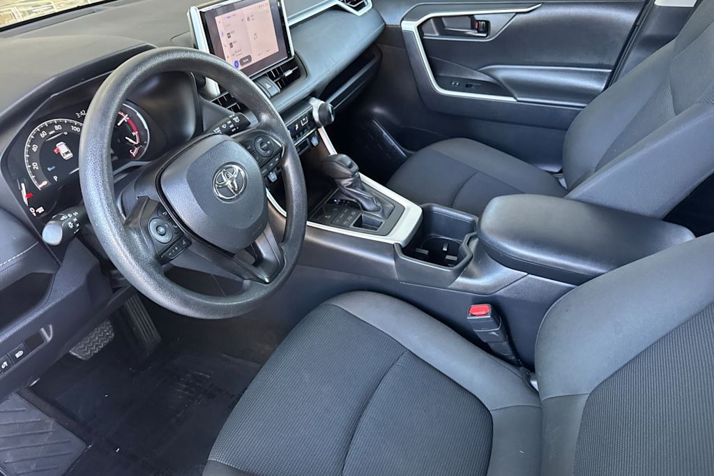 Thumbnail: 2024 Toyota RAV4 - 10