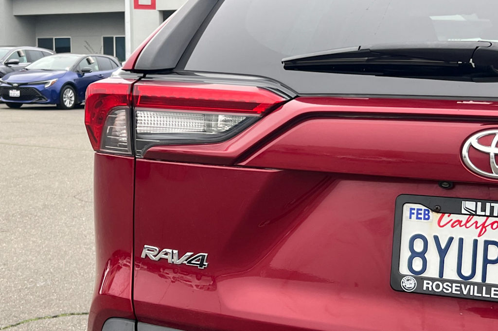 2020 Toyota RAV4 LE 30