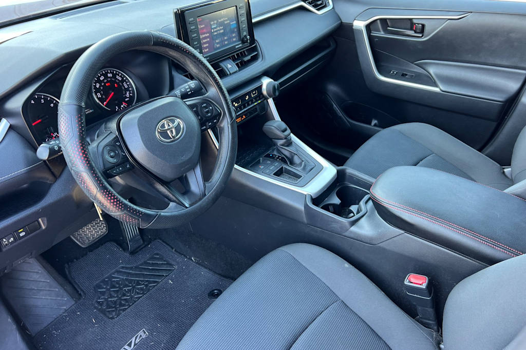 Thumbnail: 2020 Toyota RAV4 - 2