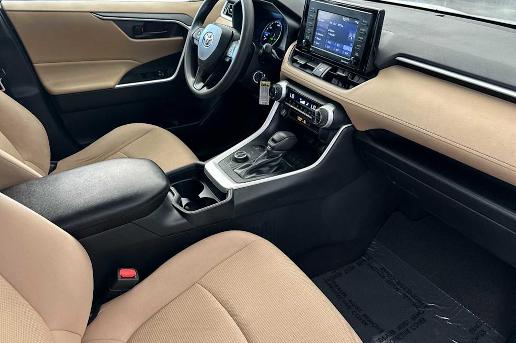 Thumbnail: 2020 Toyota RAV4 - 13
