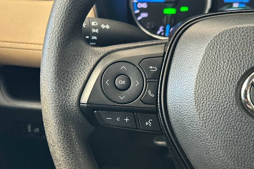Thumbnail: 2020 Toyota RAV4 - 28