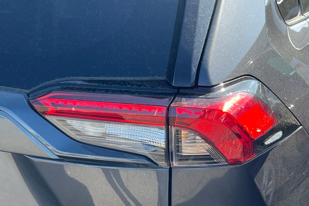 Thumbnail: 2024 Toyota RAV4 - 19