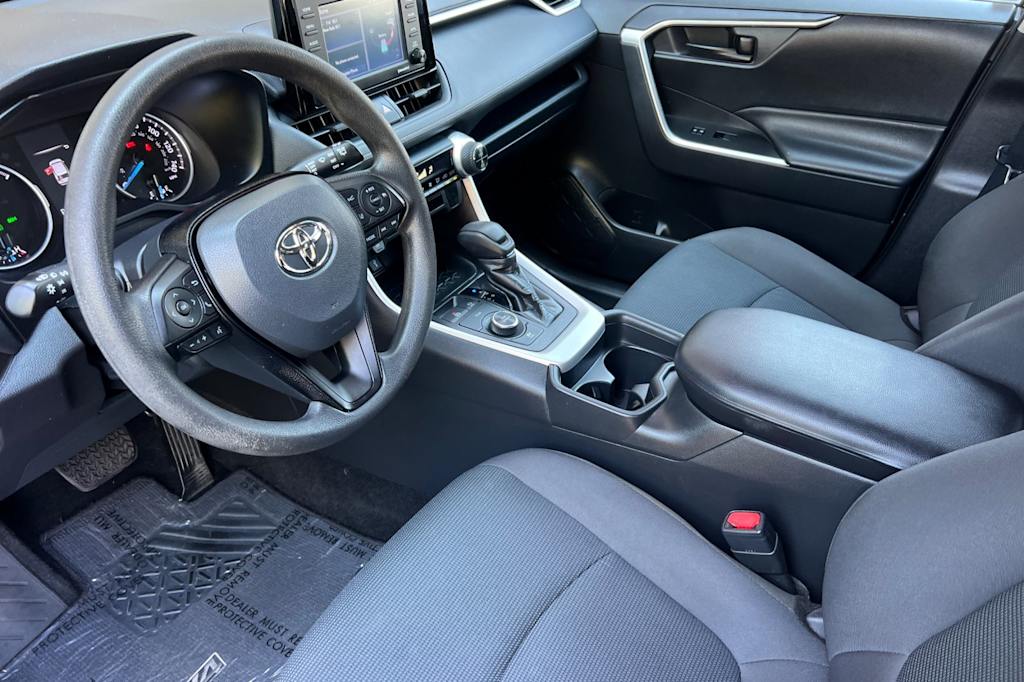 Thumbnail: 2021 Toyota RAV4 - 9