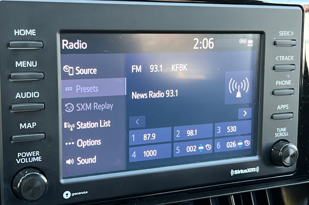 Thumbnail: 2021 Toyota RAV4 - 14