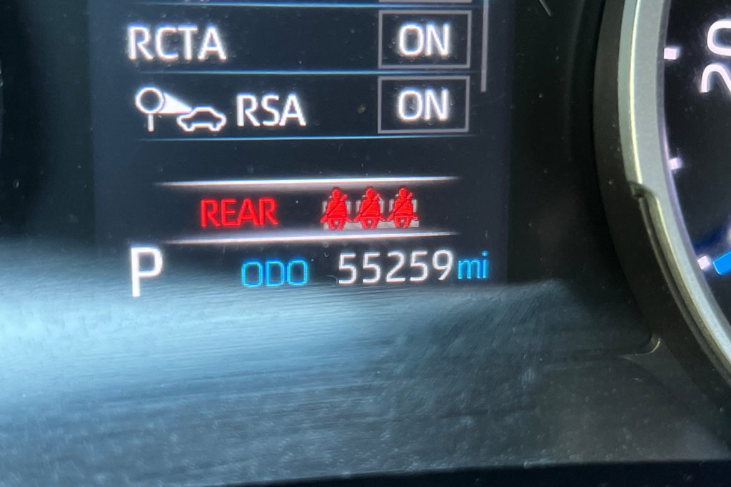 Thumbnail: 2021 Toyota RAV4 - 31