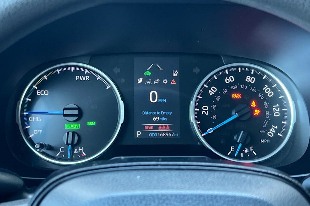 Thumbnail: 2020 Toyota RAV4 - 15