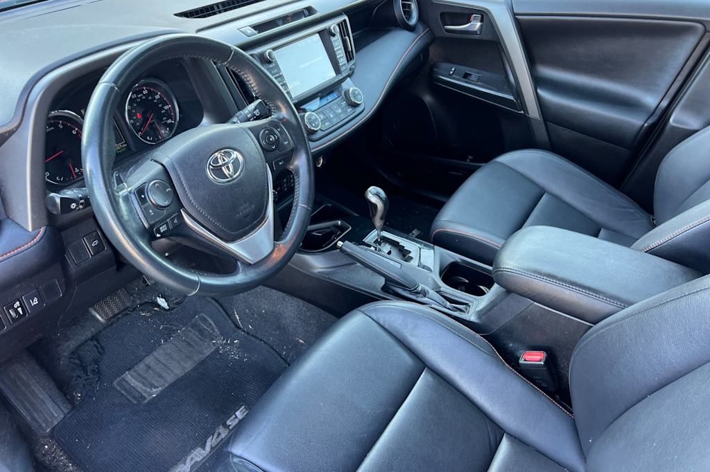Thumbnail: 2016 Toyota RAV4 - 2