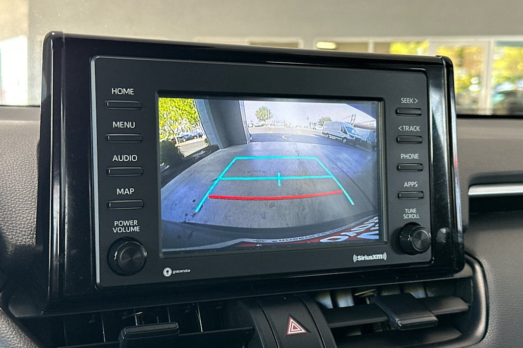 Thumbnail: 2022 Toyota RAV4 - 26