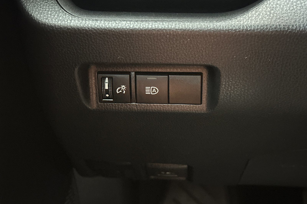 Thumbnail: 2022 Toyota RAV4 - 33