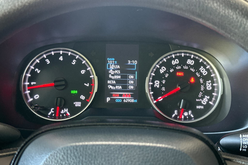 Thumbnail: 2022 Toyota RAV4 - 15