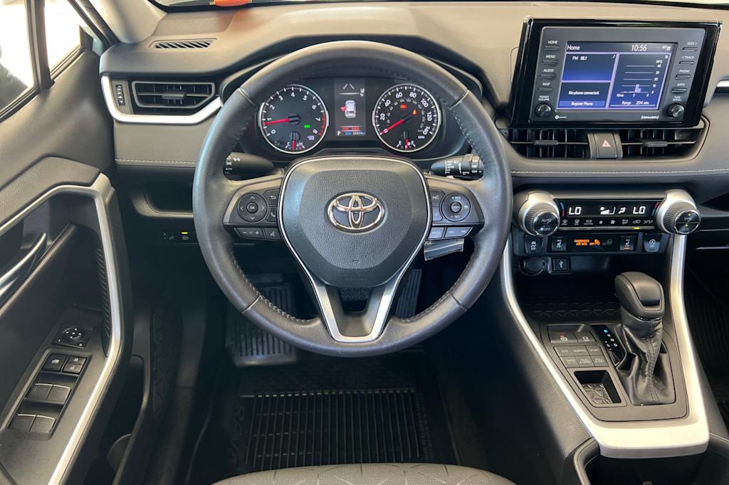 Thumbnail: 2022 Toyota RAV4 - 11