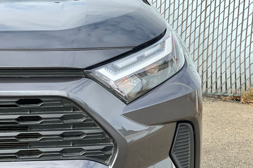Thumbnail: 2025 Toyota RAV4 - 17