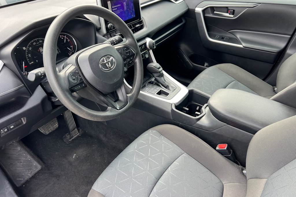 Thumbnail: 2025 Toyota RAV4 - 2