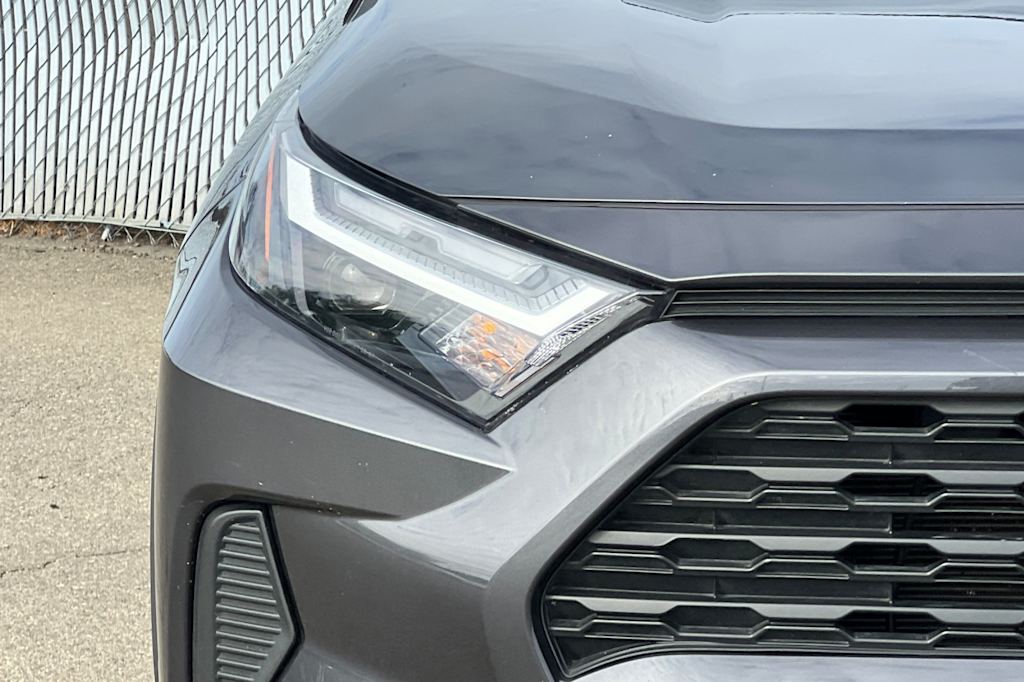 Thumbnail: 2025 Toyota RAV4 - 19