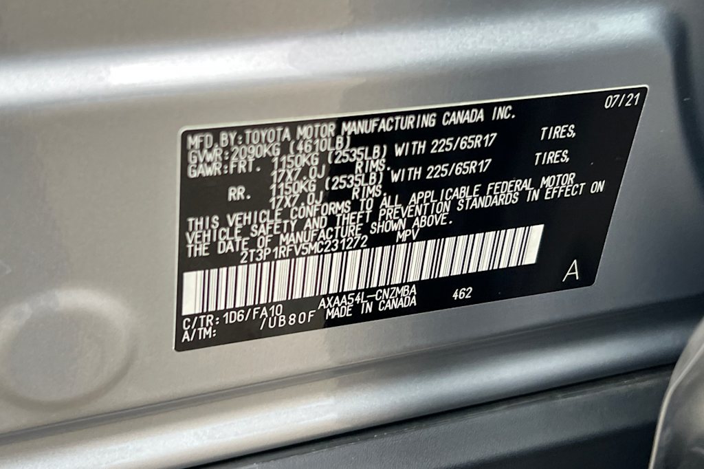 Thumbnail: 2021 Toyota RAV4 - 9