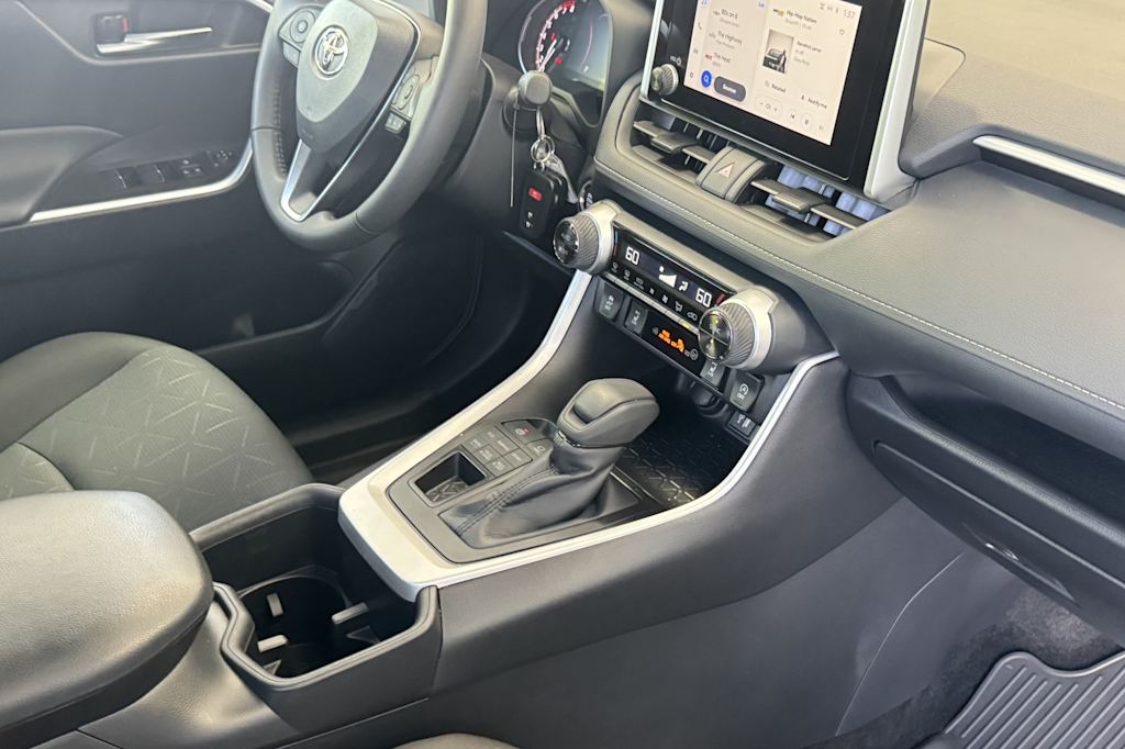Thumbnail: 2025 Toyota RAV4 - 13