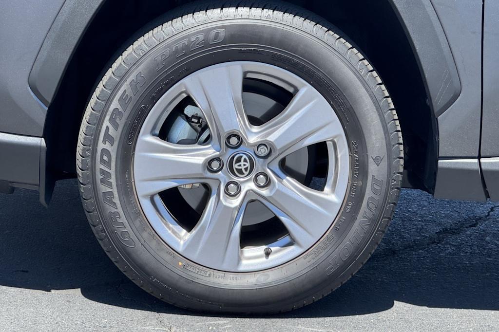 Thumbnail: 2025 Toyota RAV4 - 8