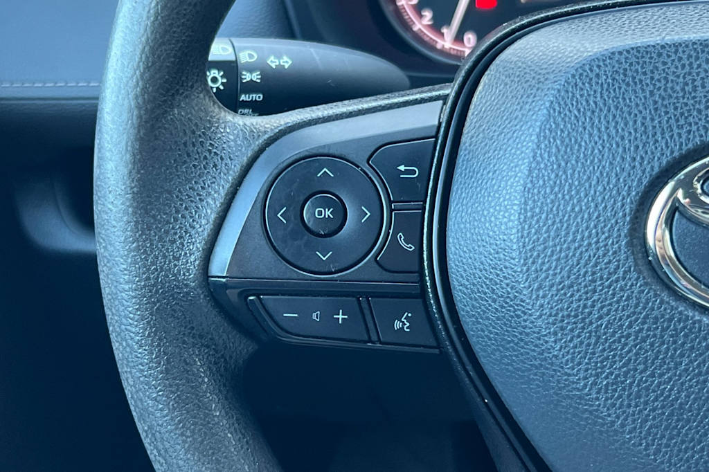 Thumbnail: 2023 Toyota RAV4 - 29