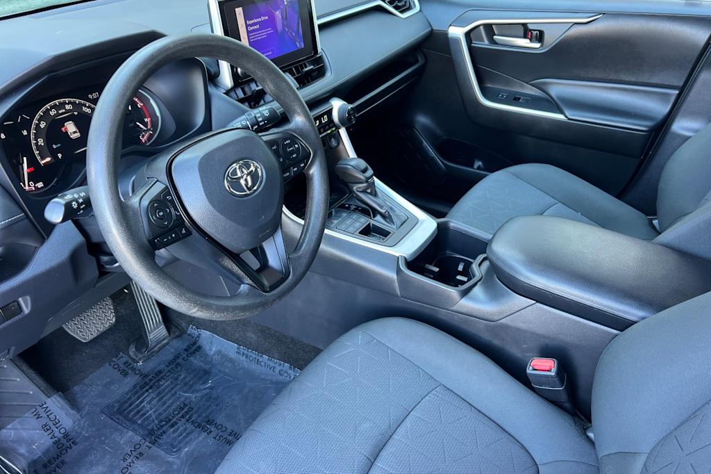 Thumbnail: 2023 Toyota RAV4 - 8