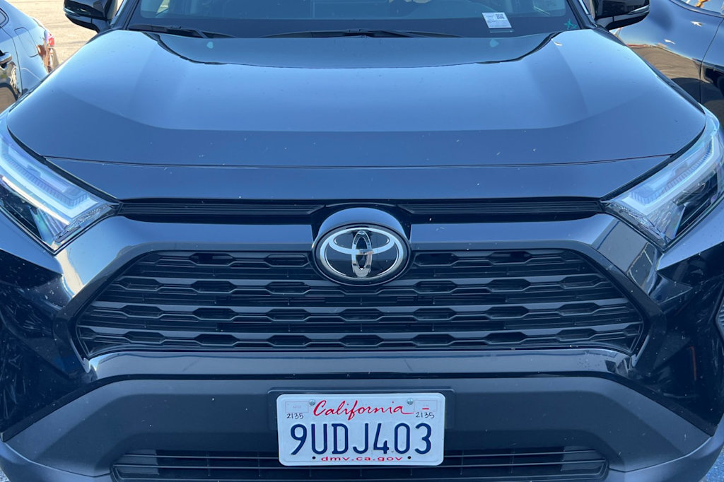Thumbnail: 2025 Toyota RAV4 - 15