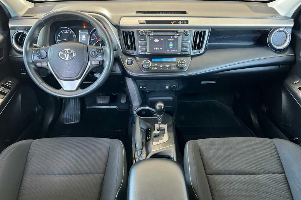 Thumbnail: 2018 Toyota RAV4 - 2