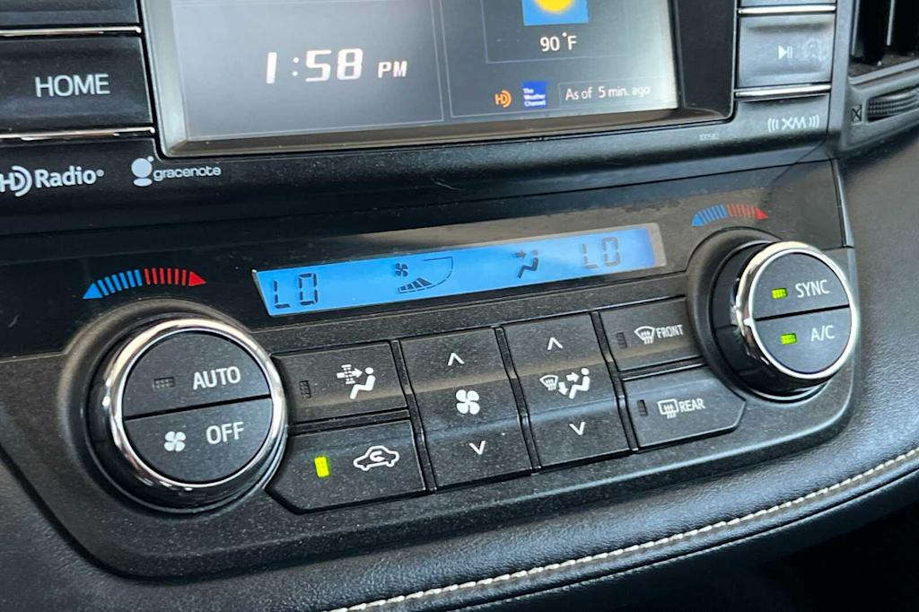 Thumbnail: 2018 Toyota RAV4 - 24