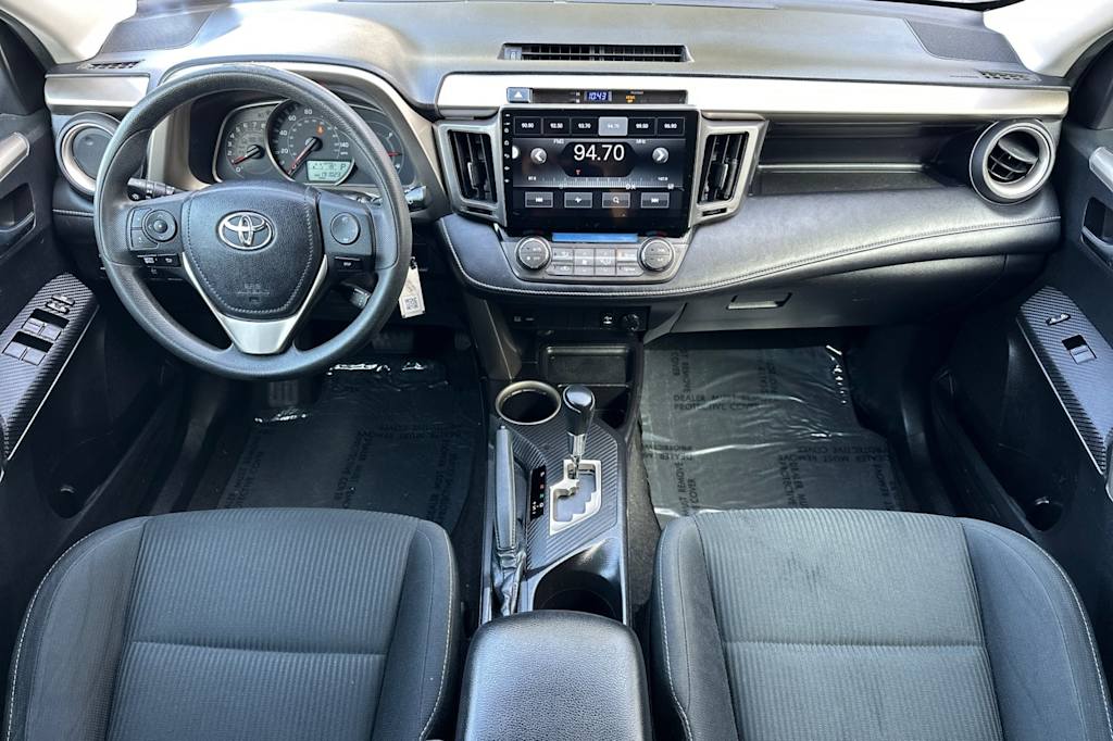 Thumbnail: 2015 Toyota RAV4 - 2