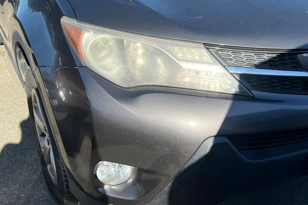 Thumbnail: 2015 Toyota RAV4 - 15
