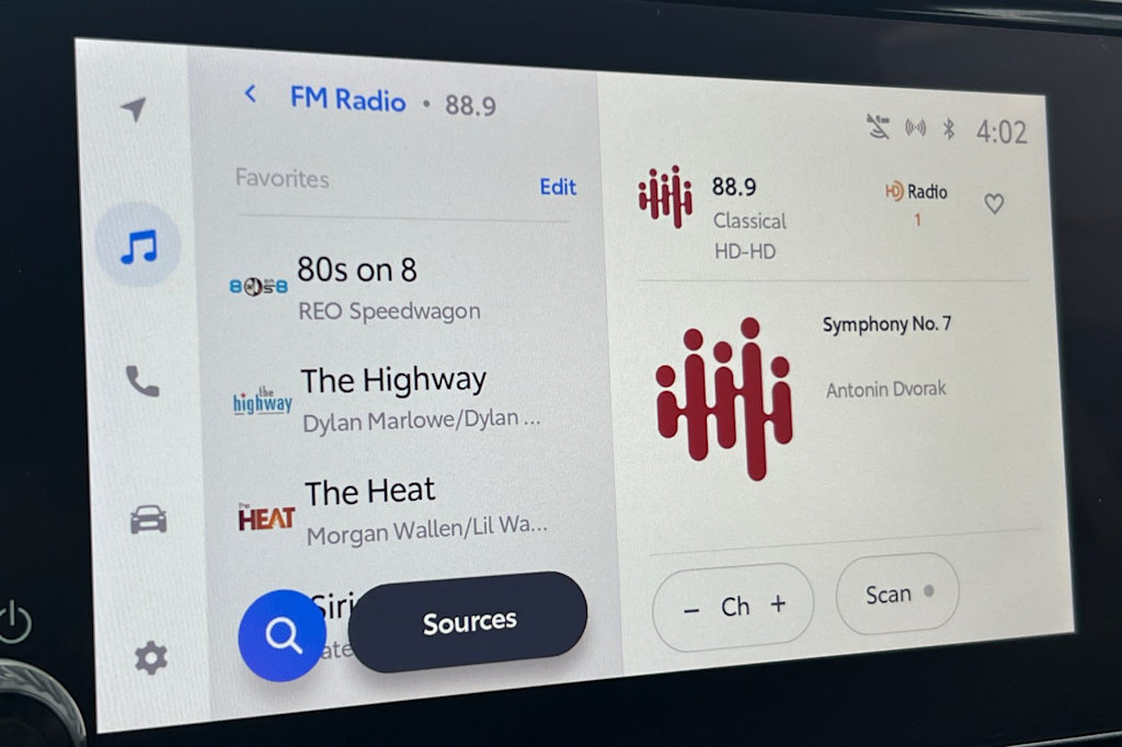 Thumbnail: 2024 Toyota RAV4 - 12