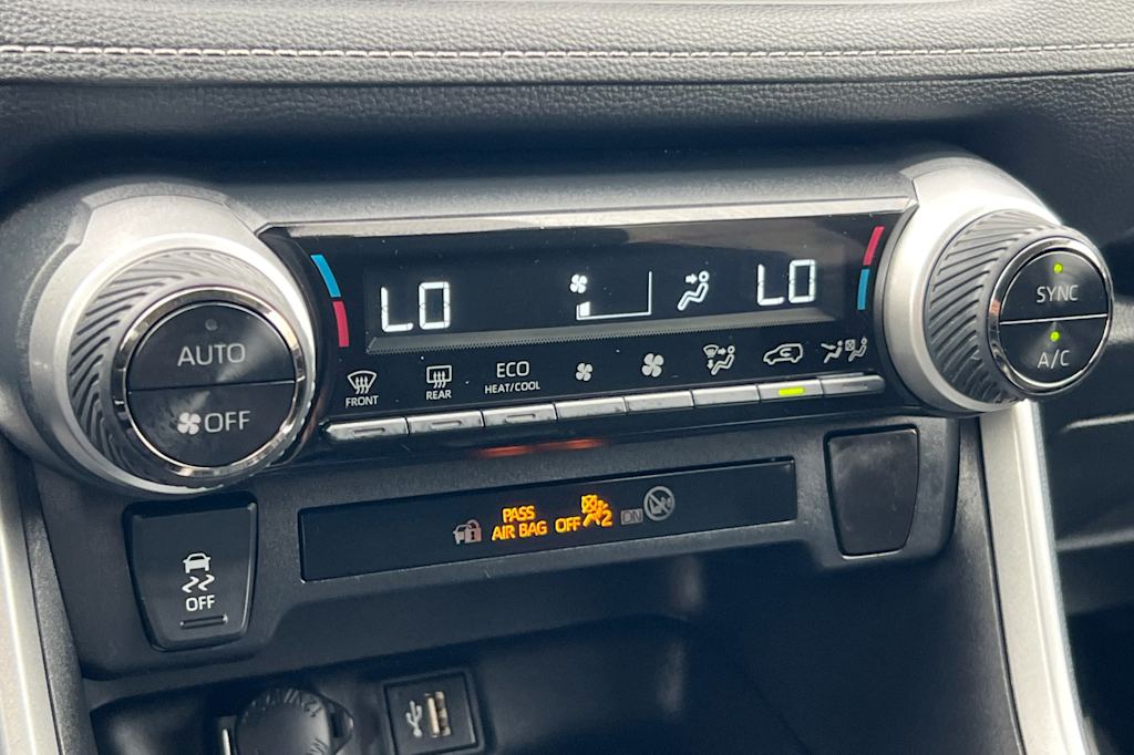 Thumbnail: 2024 Toyota RAV4 - 24