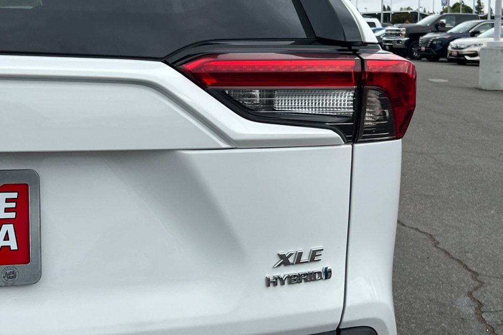 Thumbnail: 2024 Toyota RAV4 - 29