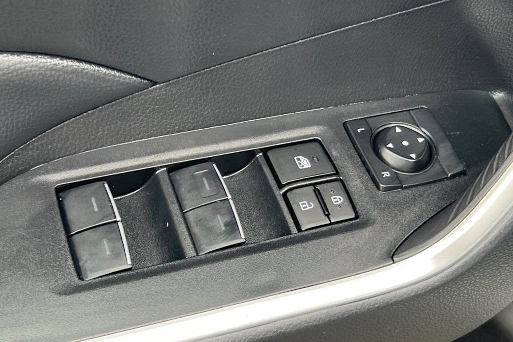 Thumbnail: 2024 Toyota RAV4 - 20