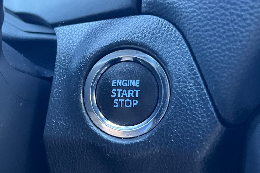 Thumbnail: 2021 Toyota RAV4 - 28
