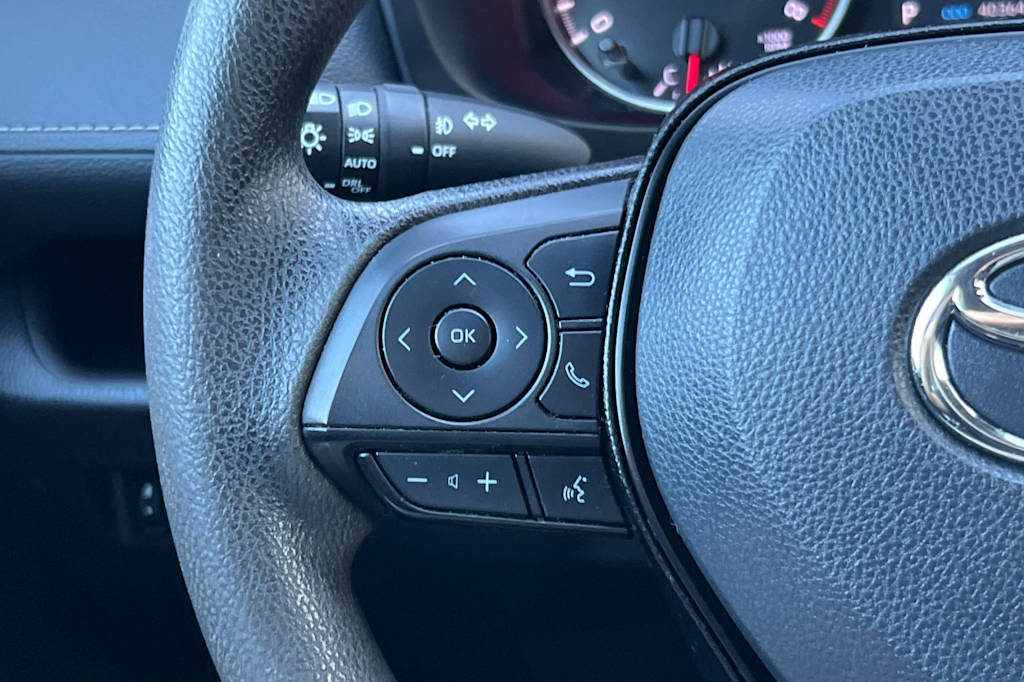 Thumbnail: 2021 Toyota RAV4 - 30