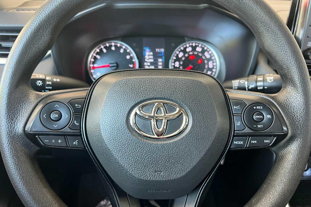Thumbnail: 2022 Toyota RAV4 - 27