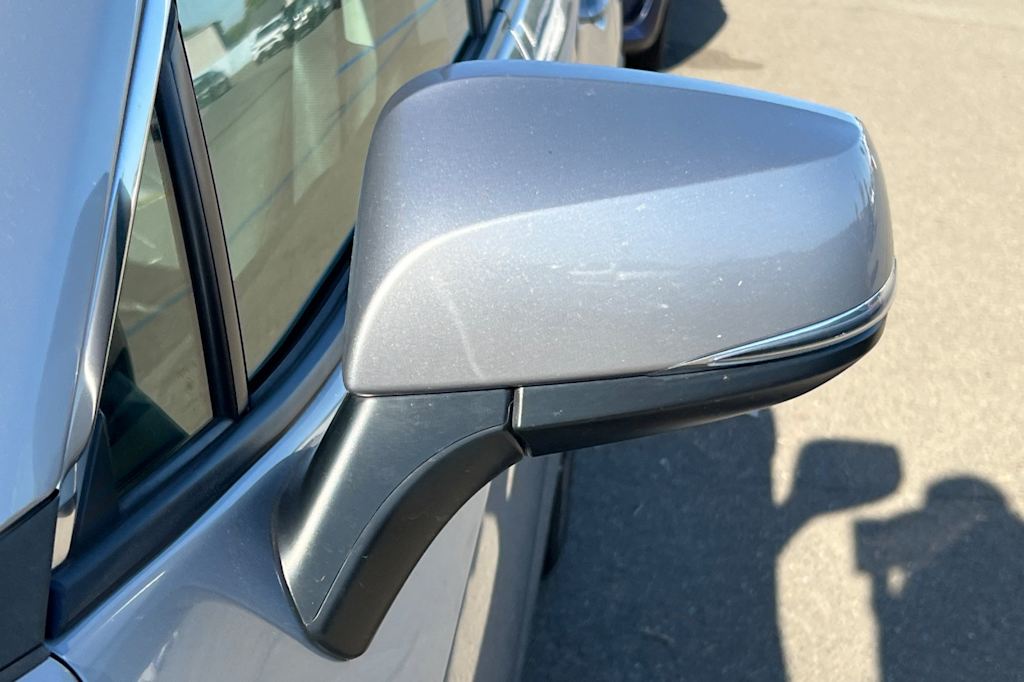 Thumbnail: 2019 Toyota RAV4 - 12