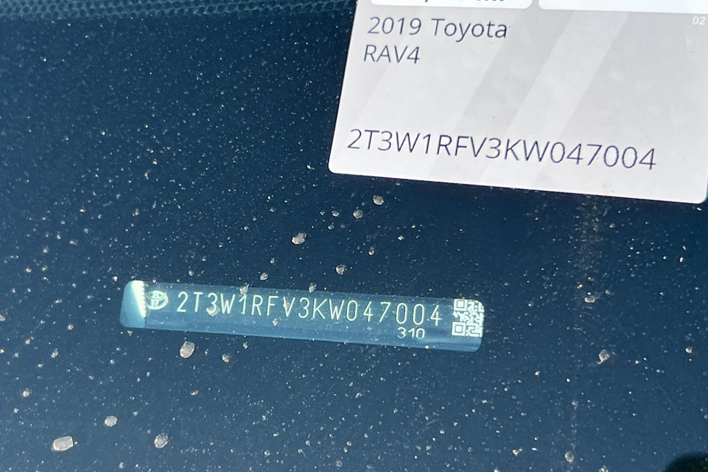 Thumbnail: 2019 Toyota RAV4 - 7