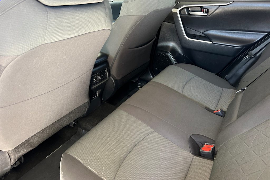 Thumbnail: 2023 Toyota RAV4 - 10