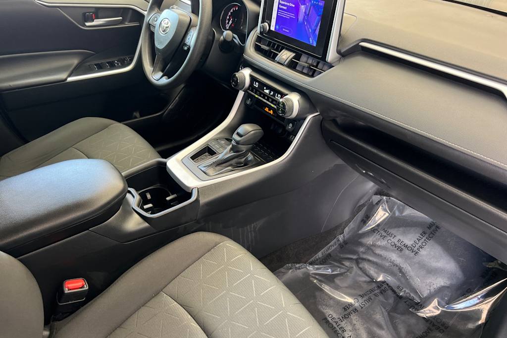 Thumbnail: 2023 Toyota RAV4 - 12