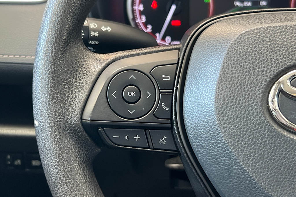 Thumbnail: 2023 Toyota RAV4 - 28