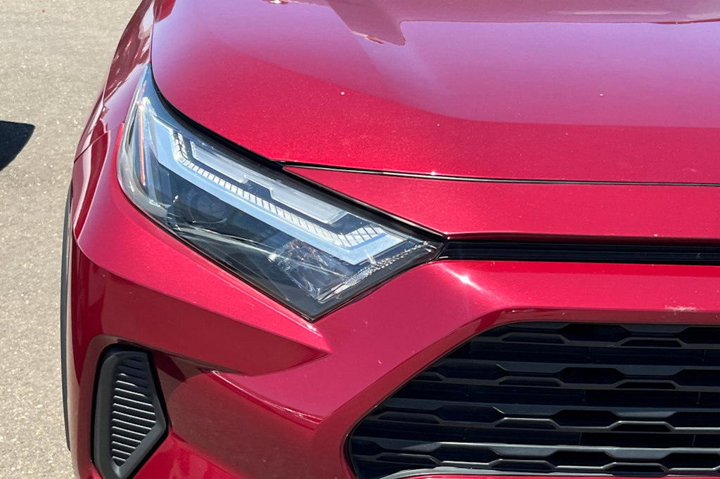 Thumbnail: 2023 Toyota RAV4 - 15