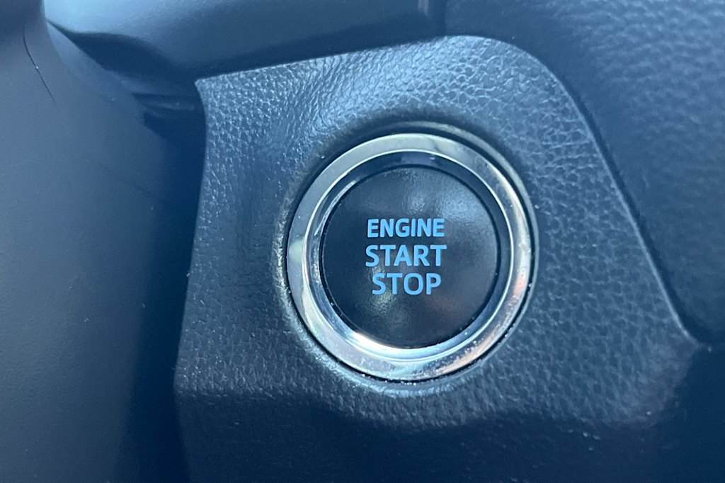 Thumbnail: 2021 Toyota RAV4 - 27