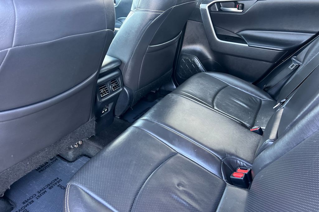 Thumbnail: 2021 Toyota RAV4 - 9